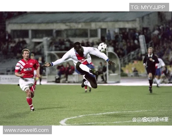 德罗巴的传奇之路与非洲足球崛起背后的力量与故事